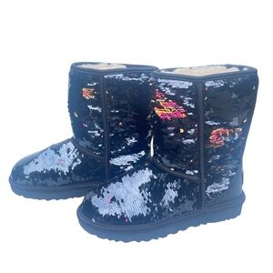 UGG classic short black sequin boots 37 6 shearling warm